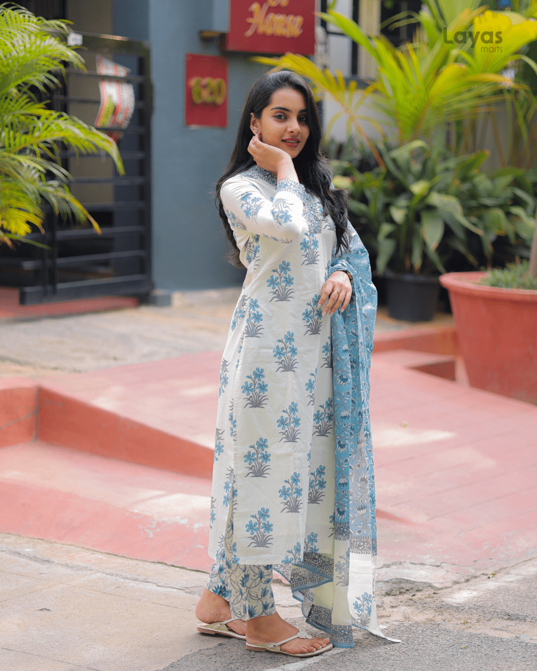 Cream White Floral Cotton Kurta Pant Dupatta Set – Layas Marts