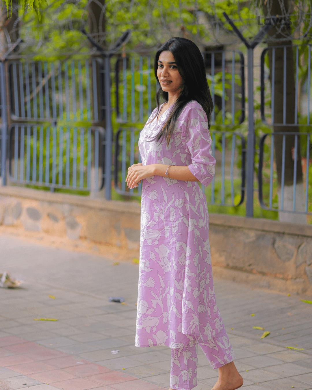 Elegant Lavender Cotton Floral Print Kurta Pant Set