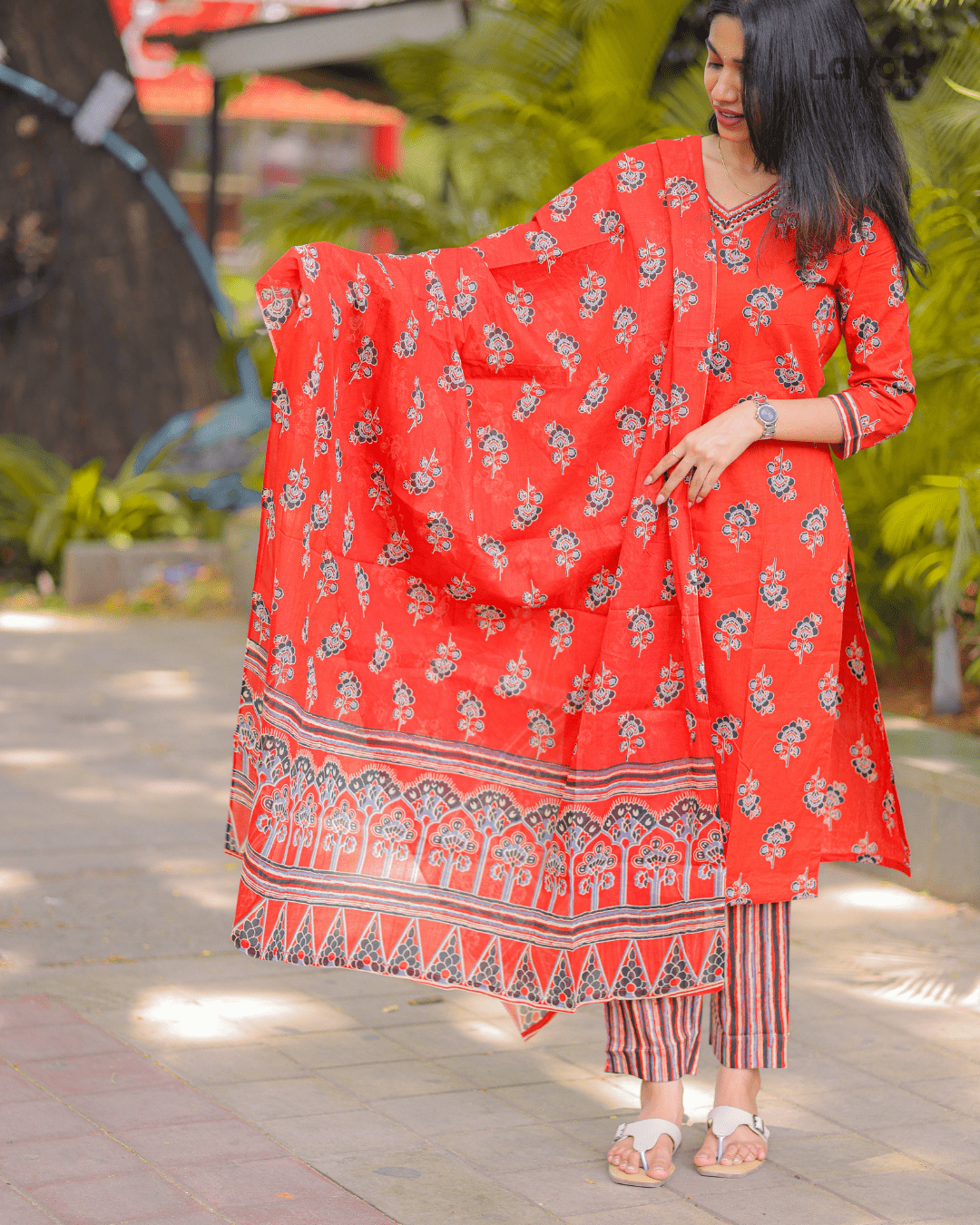Red Motifs Printed Pure Cotton Straight Kurta with Palazzos & Dupatta