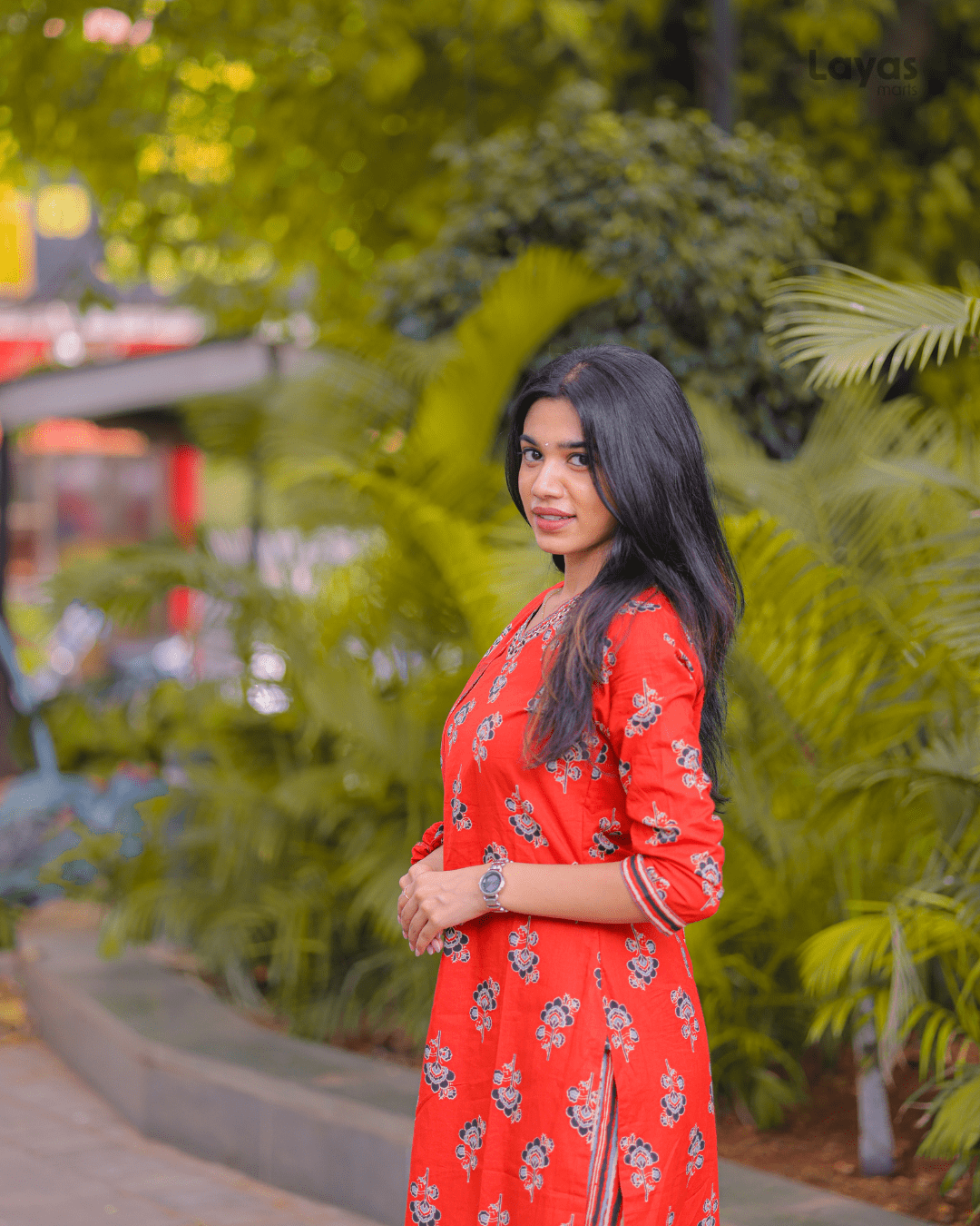 Red Motifs Printed Pure Cotton Straight Kurta with Palazzos & Dupatta