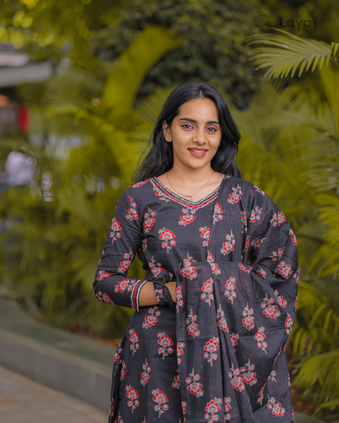 Black Motifs Printed Pure Cotton Straight Kurta with Palazzos & Dupatta