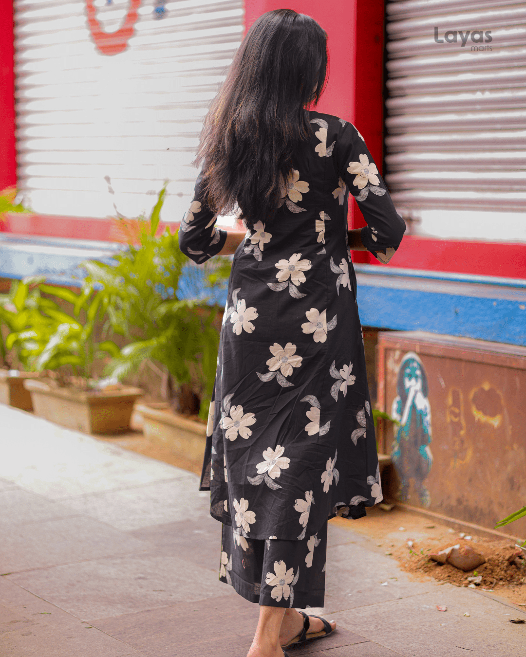 Black Floral Printed Cotton Suit Set with Sweetheart Neck