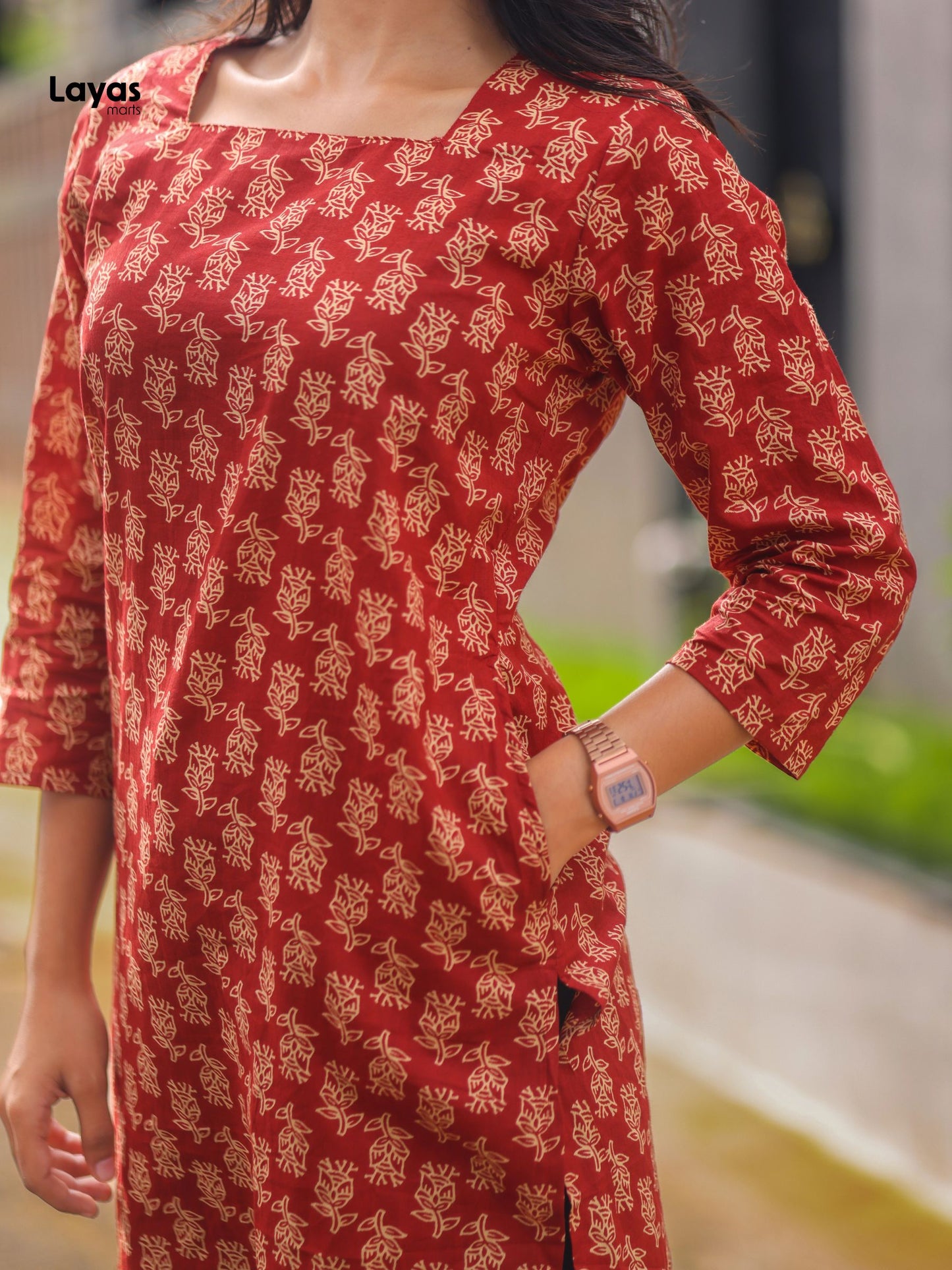 Ruhlaal Red Corset Back Kurti – Floral Print Cotton Short Kurti