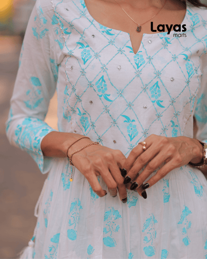White Floral Flared Kurta Pant Set – Layas Marts