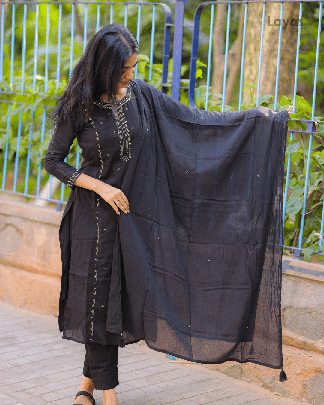 Black Embroidered Mulmul Cotton Suit Set – Layas Marts