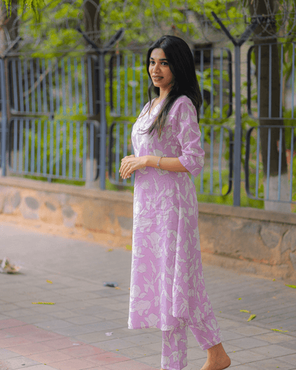 Elegant Lavender Cotton Floral Print Kurta Pant Set