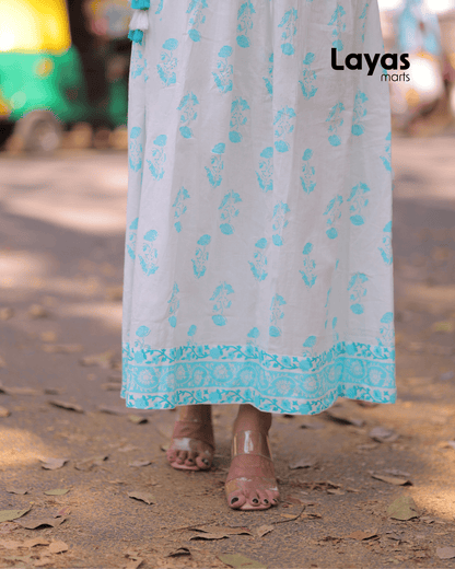 White Floral Flared Kurta Pant Set – Layas Marts