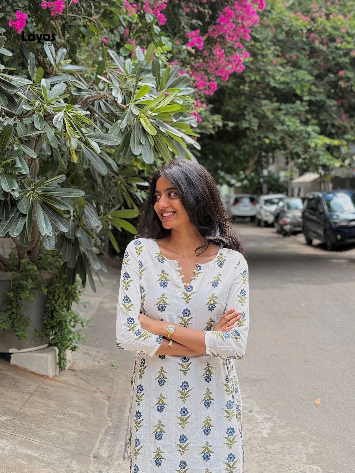 Nameru White Floral Side Corset Kurti