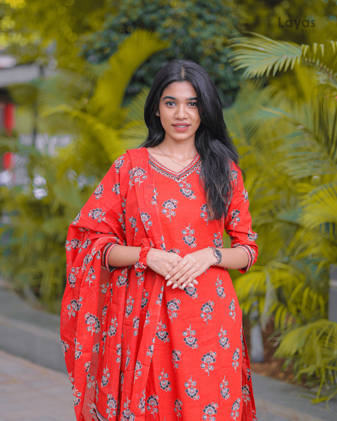 Red Motifs Printed Pure Cotton Straight Kurta with Palazzos & Dupatta