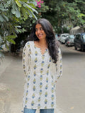 Nameru White Floral Side Corset Kurti