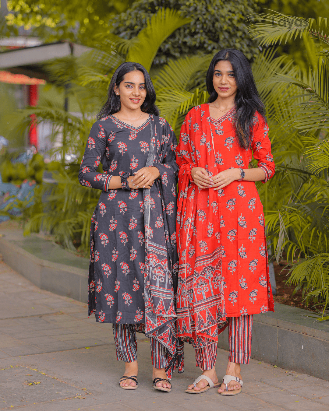 Black Motifs Printed Pure Cotton Straight Kurta with Palazzos & Dupatta