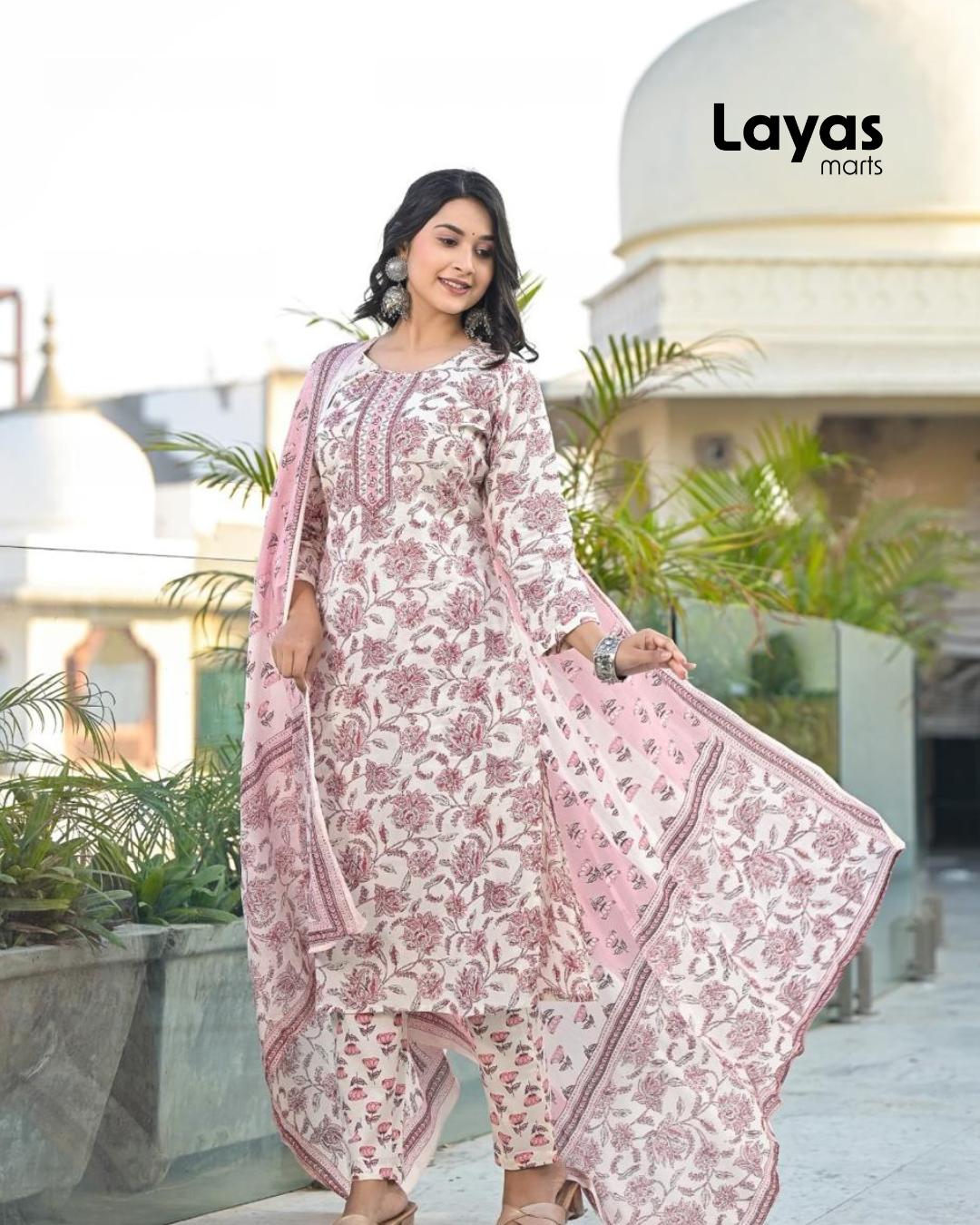 Pink ethnic suit for festive and office wear