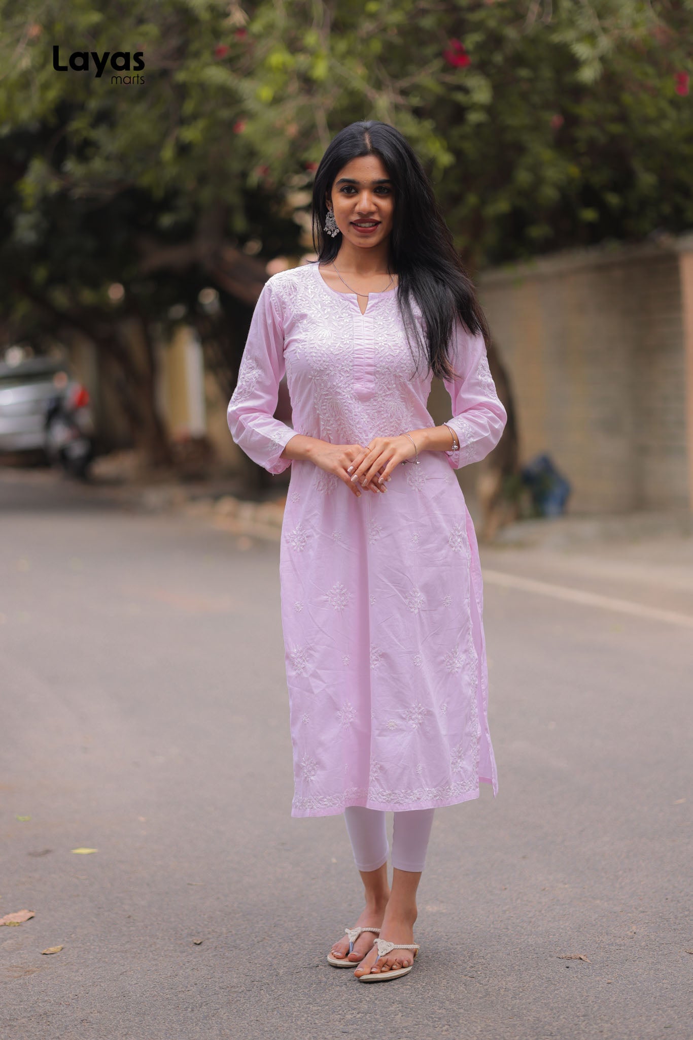 Pink Cotton Chikankari Solid Kurta - Hand Embroidered