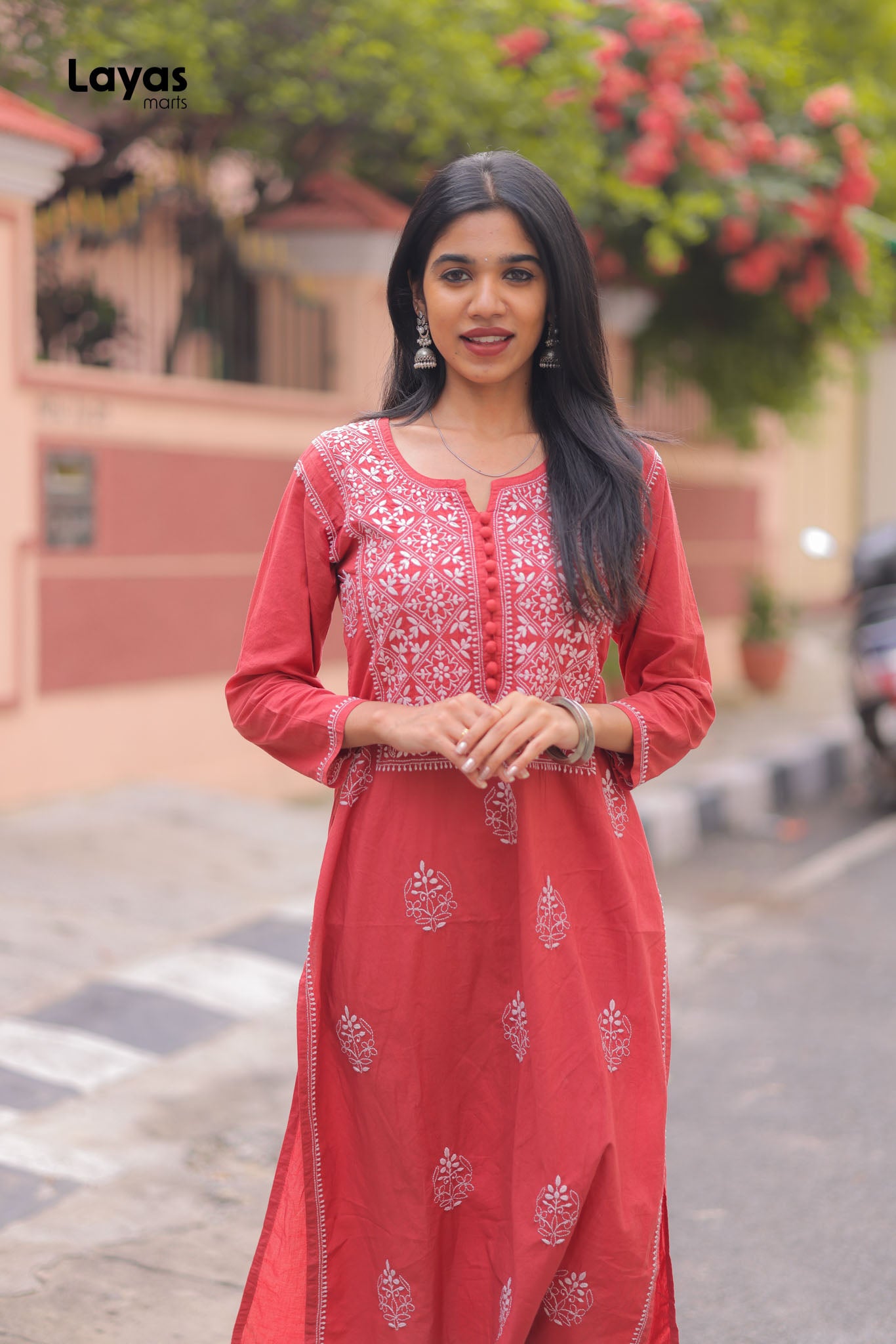 Red Hand-Embroidered Chikankari Straight Kurta