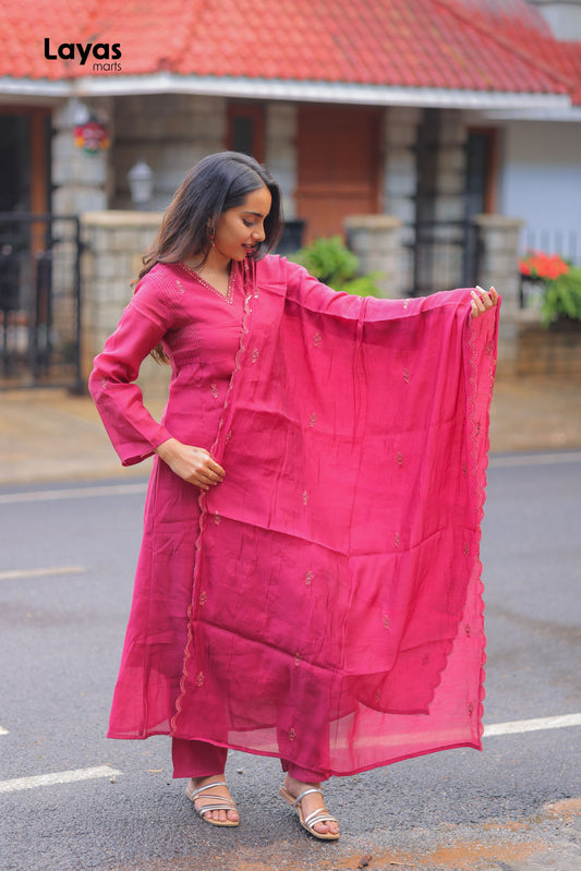 Fuchsia Mul Chanderi Embroidered Kurta Pant Set