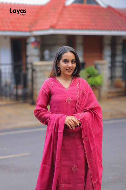 Fuchsia Mul Chanderi Embroidered Kurta Pant Set