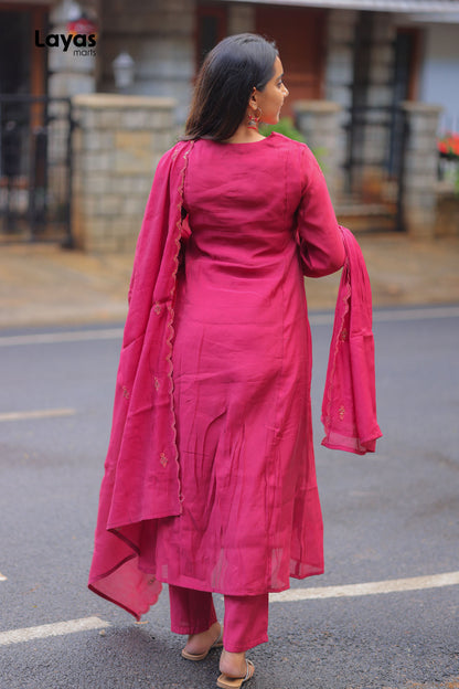 Fuchsia Mul Chanderi Embroidered Kurta Pant Set