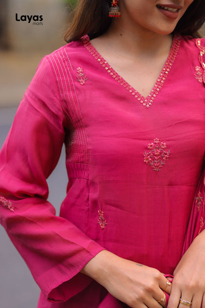 Fuchsia Mul Chanderi Embroidered Kurta Pant Set