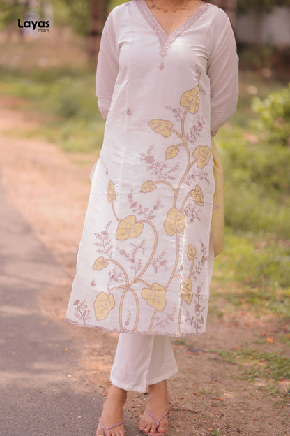 White Mul Chanderi Kurta Set with Embroidery Thread Work and Olive Yellow Dupatta