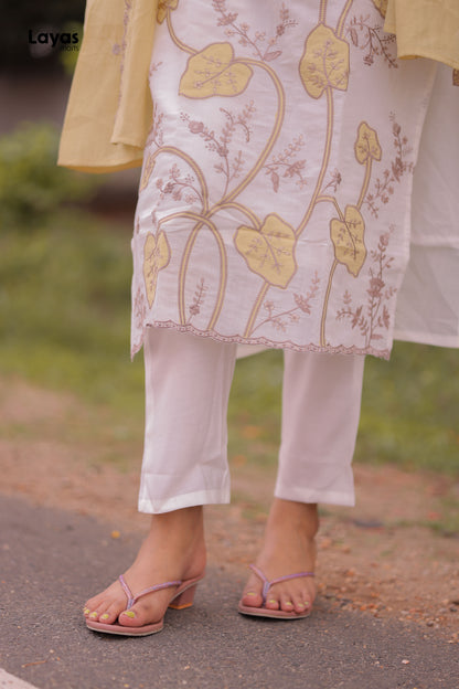 White Mul Chanderi Kurta Set with Embroidery Thread Work and Olive Yellow Dupatta