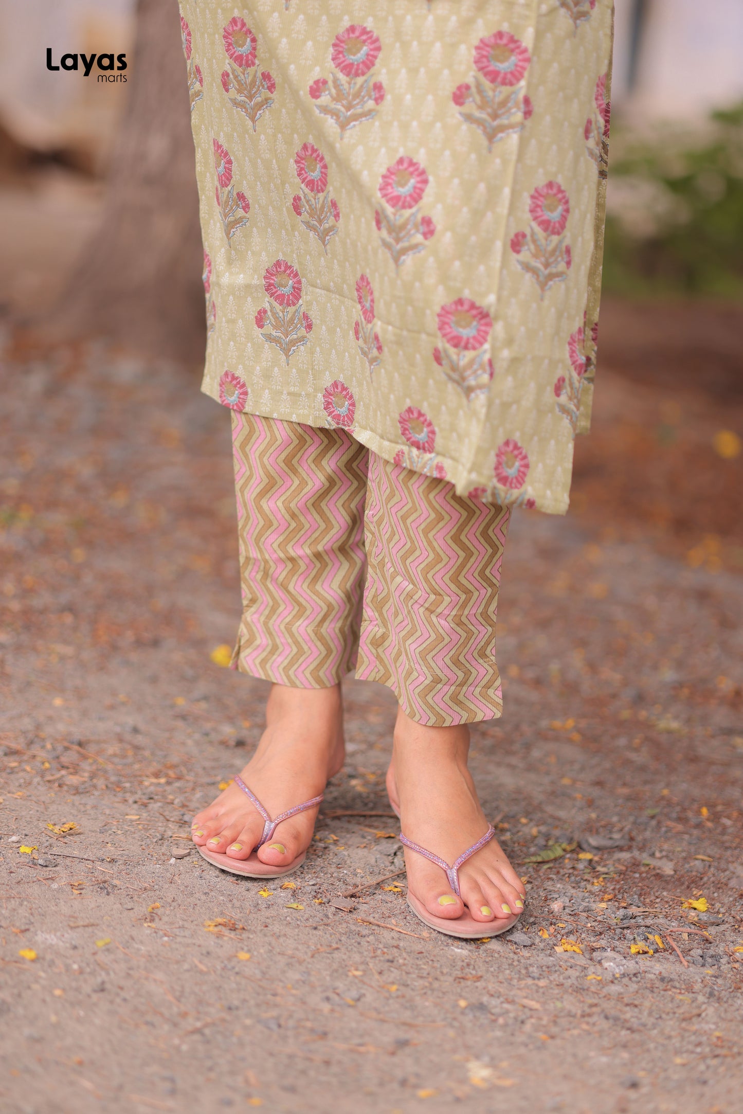 Green Floral Printed Cotton Kurta Pant Set (Set of 2)