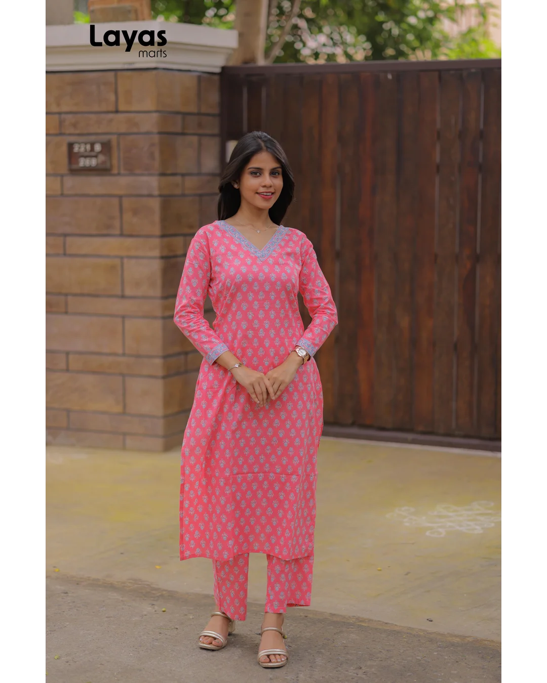 Pink Cotton Printed Kurta Set with Grey Motifs